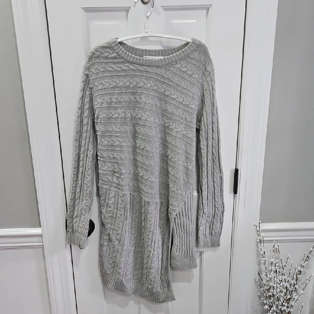 BCBGeneration Light Gray Cable Knit Sweater Dress M #b157